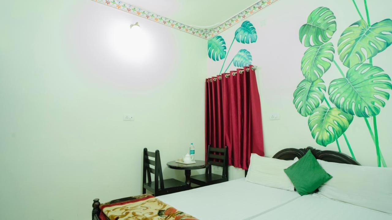 Hotel Lake Paradise Udajpur Exteriér fotografie