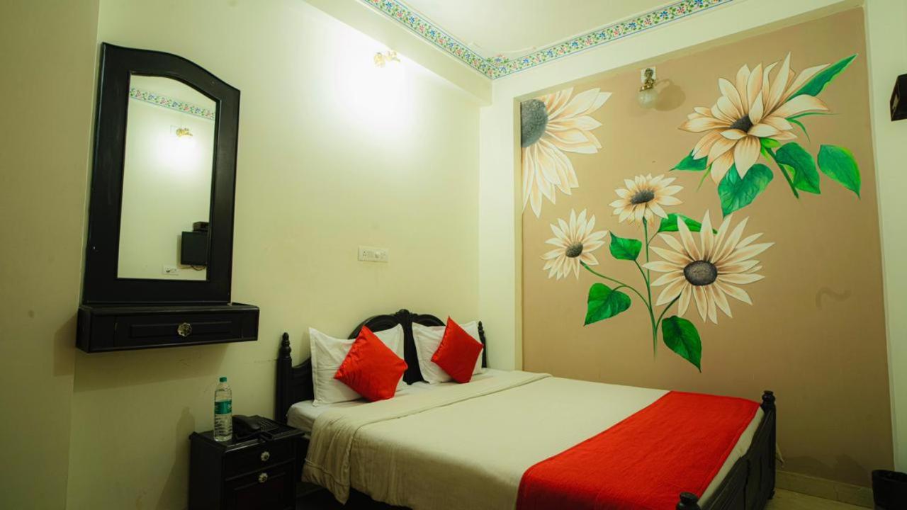 Hotel Lake Paradise Udajpur Exteriér fotografie