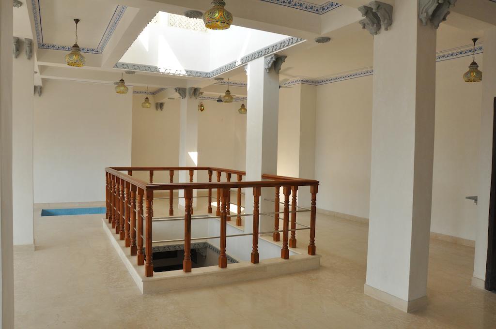 Hotel Lake Paradise Udajpur Exteriér fotografie